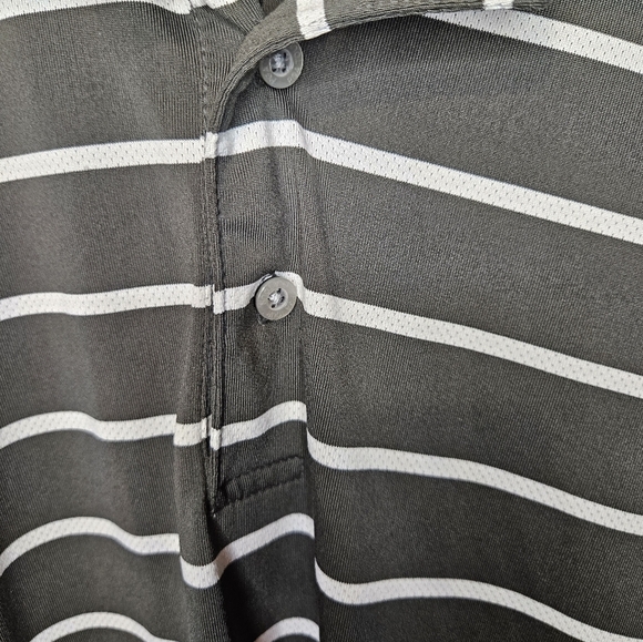 This PGA Men's Tour airflux Polo. XL - Picture 4 of 4